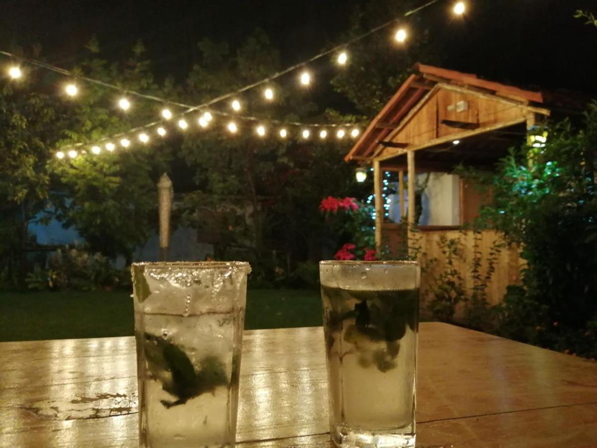 Hostal Dulzura Caraz Zewnętrze zdjęcie