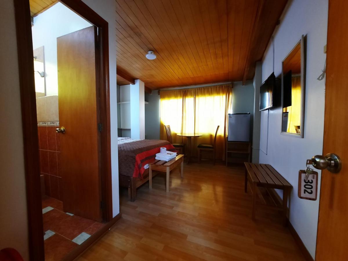 Hostal Dulzura Caraz Zewnętrze zdjęcie