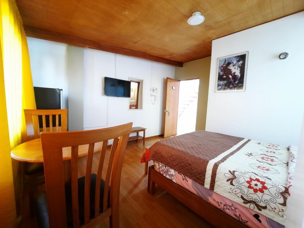 Hostal Dulzura Caraz Zewnętrze zdjęcie